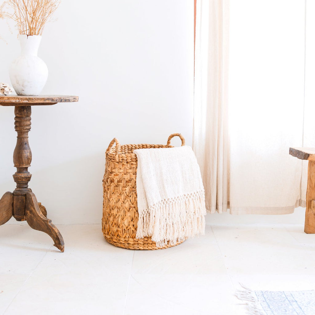 Runder geflochtener Wäschekorb – Boho-Pflanzkorb – Wäschekorb braun – großer Korb aus Wasserhyazinthe RAJA (3 Größen Ø 35/40/50 cm)