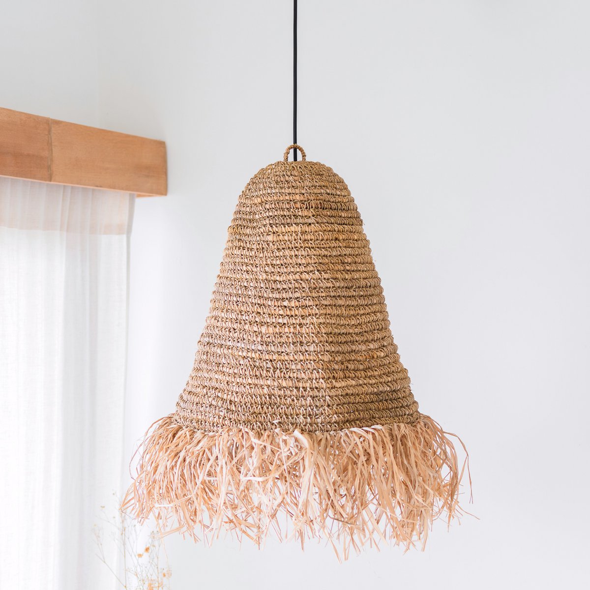 Raffia Boho Lampenschirm – Hängelampe – Pendelleuchte – handgewebte Deckenleuchte mit langen Fransen (2 Größen Ø 30/40 KALIMA