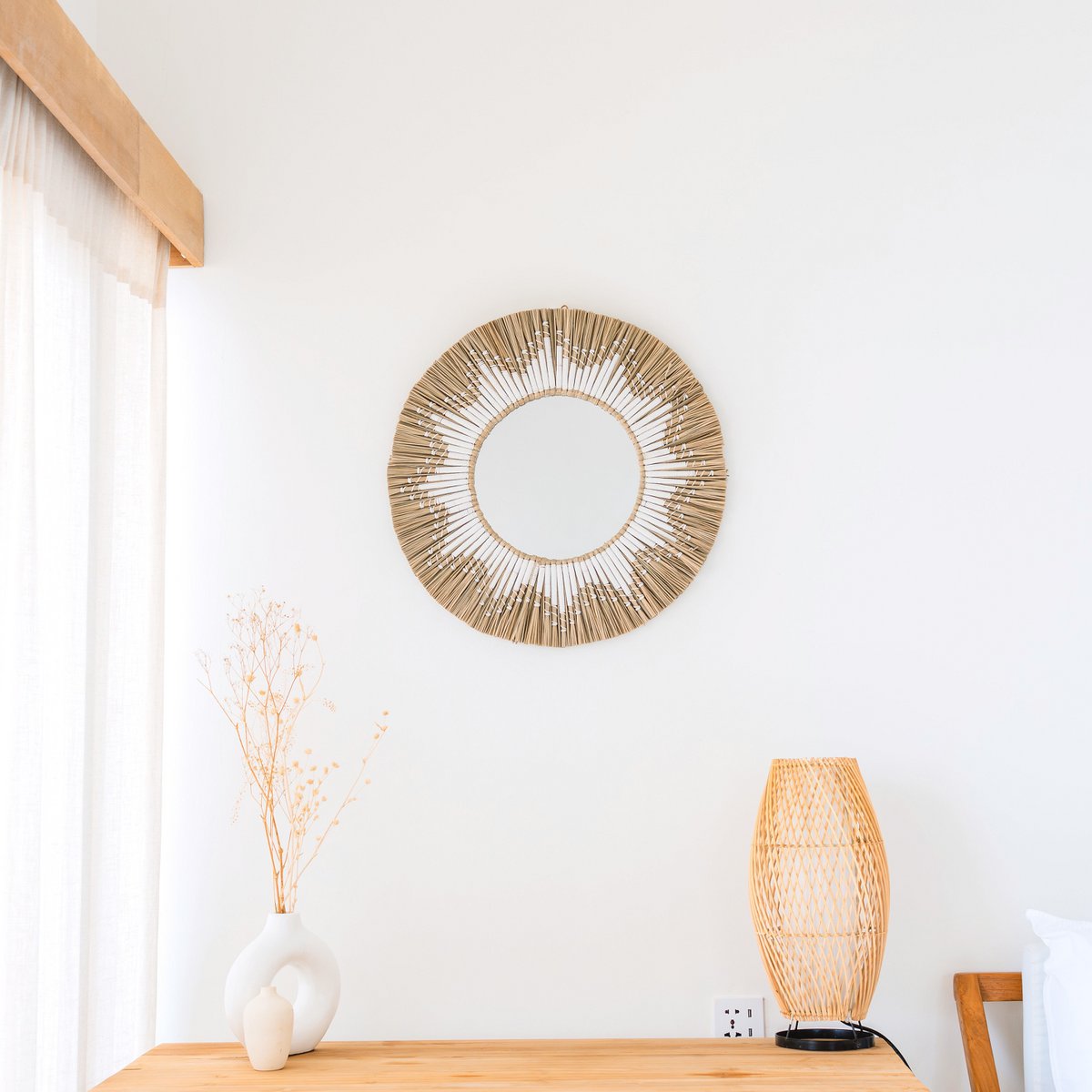 Runder Wandspiegel aus Seegras – Boho-Hängespiegel – Wandspiegel mit Fransen und Muster aus weißer Baumwolle (Ø 60 cm) RANDU