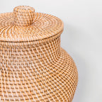 Geflochtene Rattanvase rund – Große Boho Dekovase – Vase hoch & schmal – Bodenvase handgefertigt aus Naturfasern (Ø 30 cm) KIDUNG