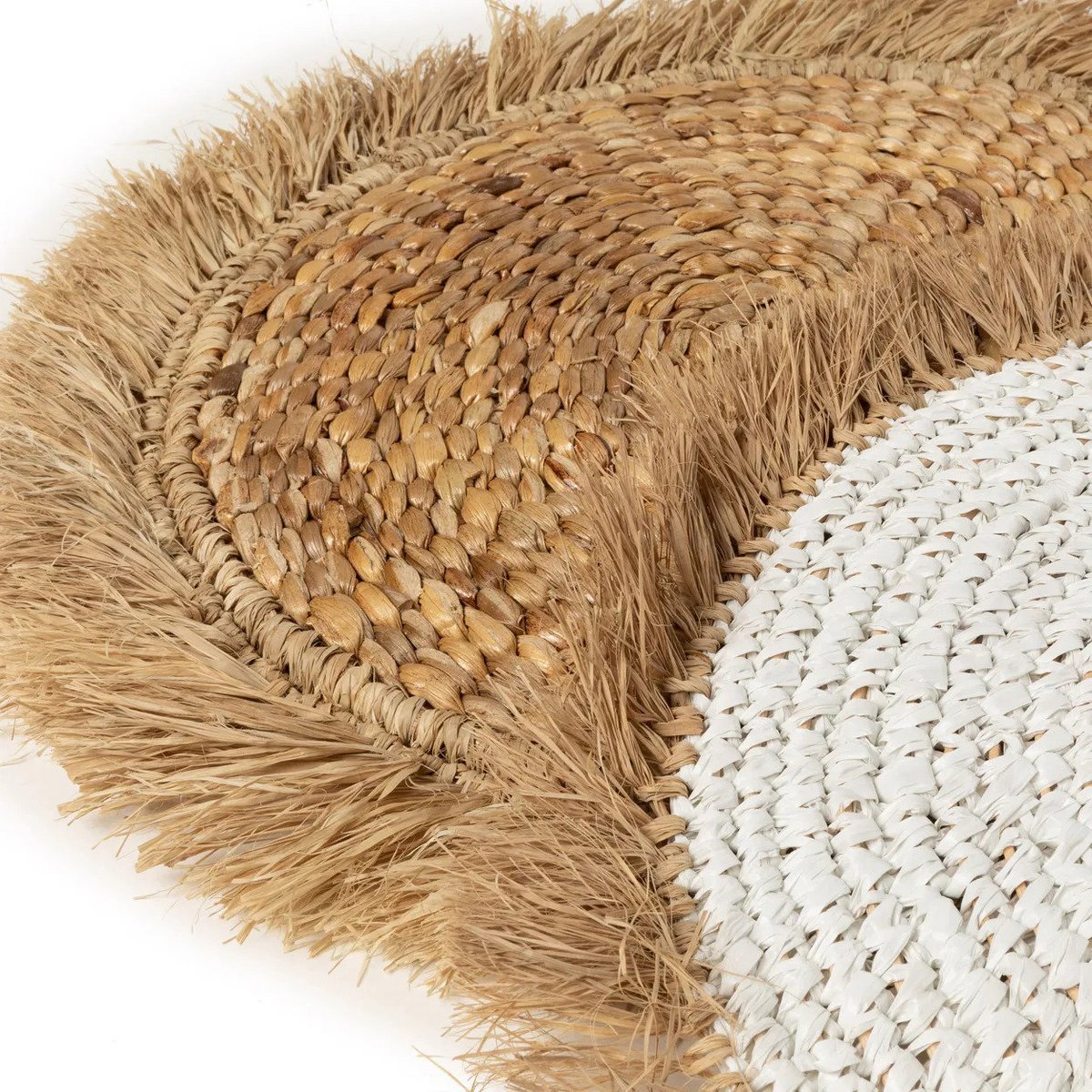 Das Wasserhyazinthen-Raffia-Tischset – Natur