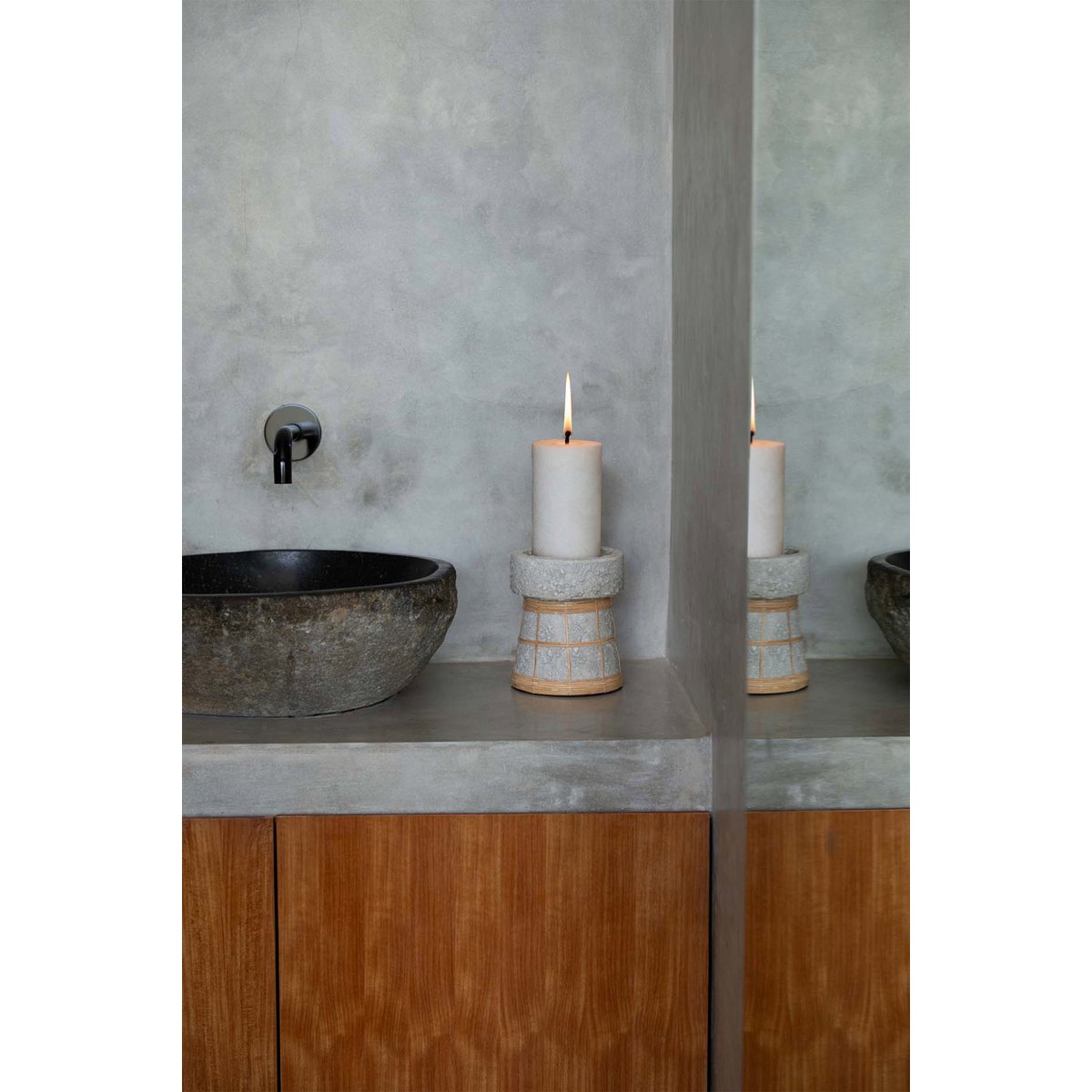 Der Serene Kerzenhalter – Beton Natur – M