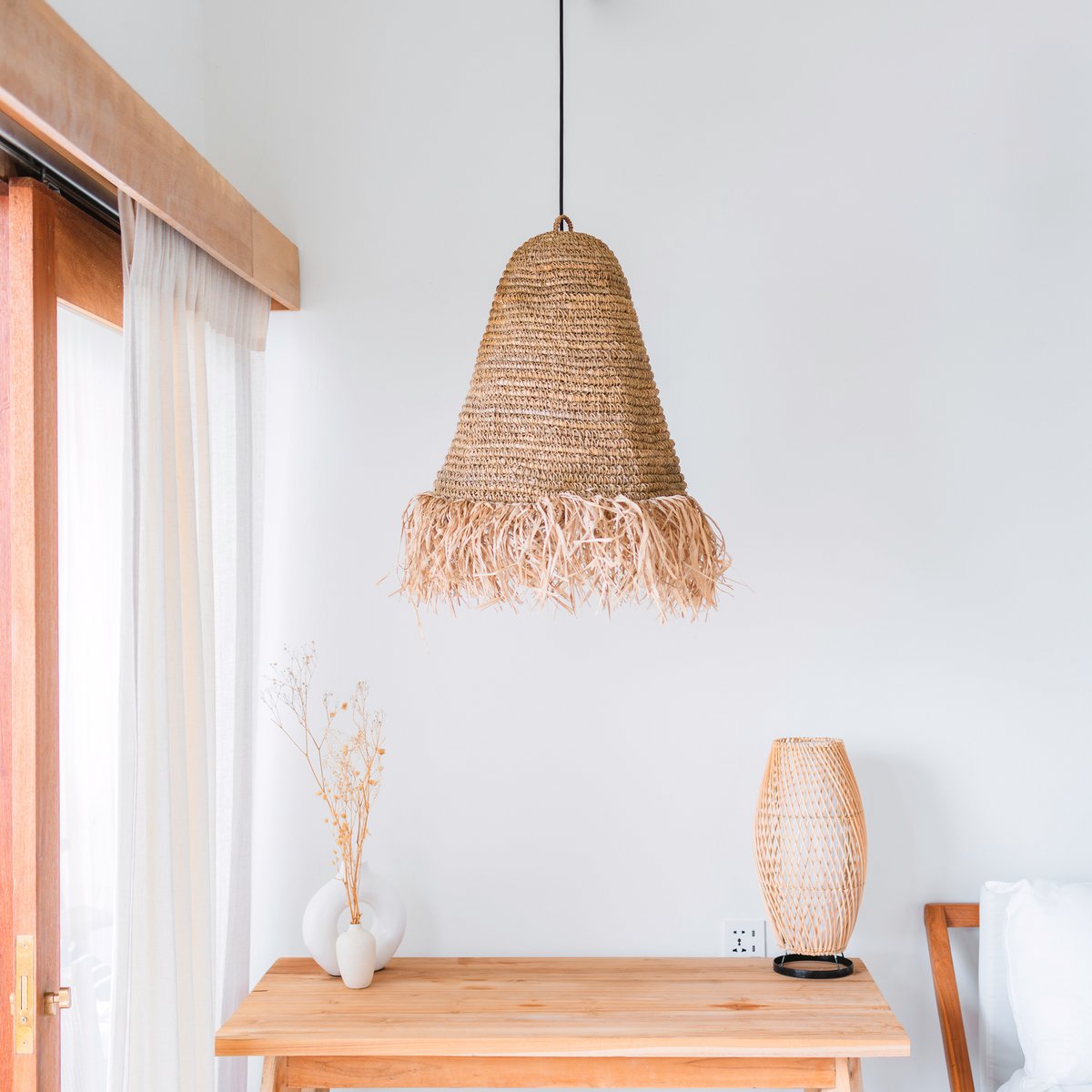 Raffia Boho Lampenschirm – Hängelampe – Pendelleuchte – handgewebte Deckenleuchte mit langen Fransen (2 Größen Ø 30/40 KALIMA