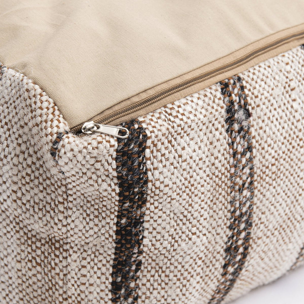 Der Oh My Gee Pouffe – Bohemian White