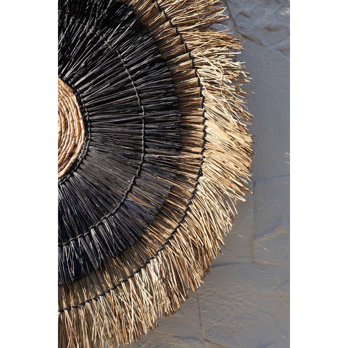 Die Amazonia-Wanddeko – Naturschwarz