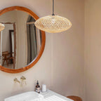 Rattan-Lampenschirm-Boho-Anhänger Licht-natürliche Deckenlampe-Scheibe-förmige Lampe-flaches handgewebte Deckenleuchte (Ø 40 cm) Arana