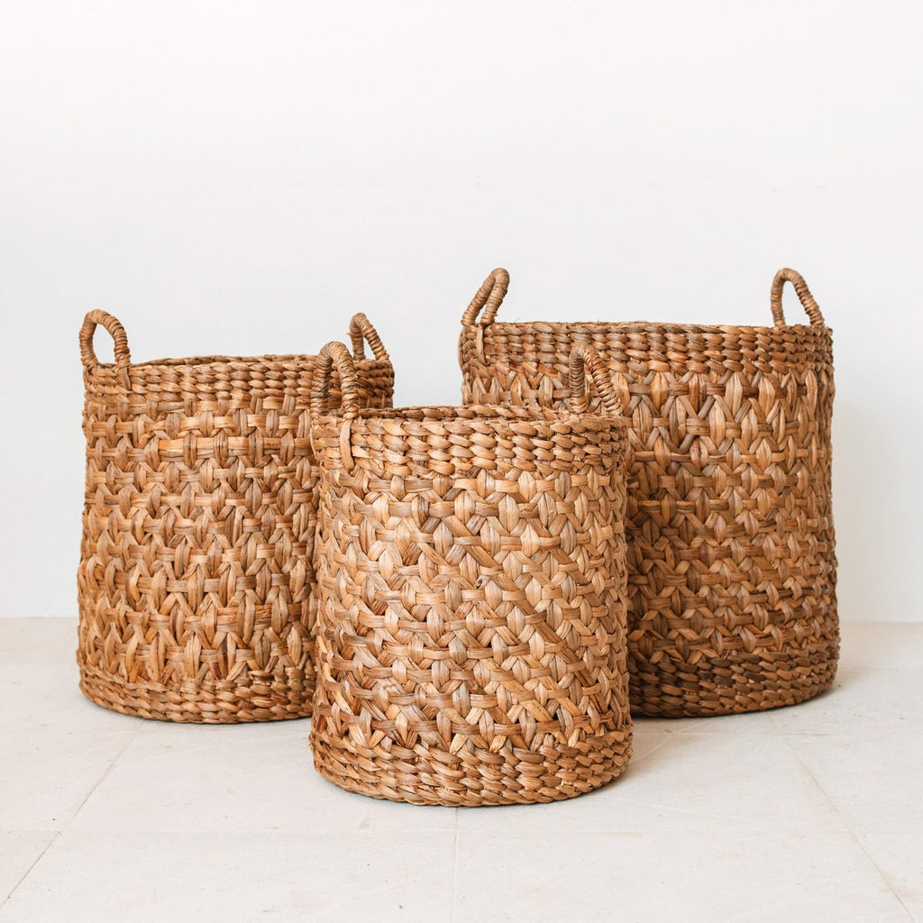 Runder geflochtener Wäschekorb – Boho-Pflanzkorb – Wäschekorb braun – großer Korb aus Wasserhyazinthe RAJA (3 Größen Ø 35/40/50 cm)