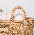 Extra großer Wäschereikorb - quadratischer Boho -Hamper - gewebter dekorativer Korb - Aufbewahrungskorb aus natürlicher Wasserhyazinthe (2 Größen) Mentari