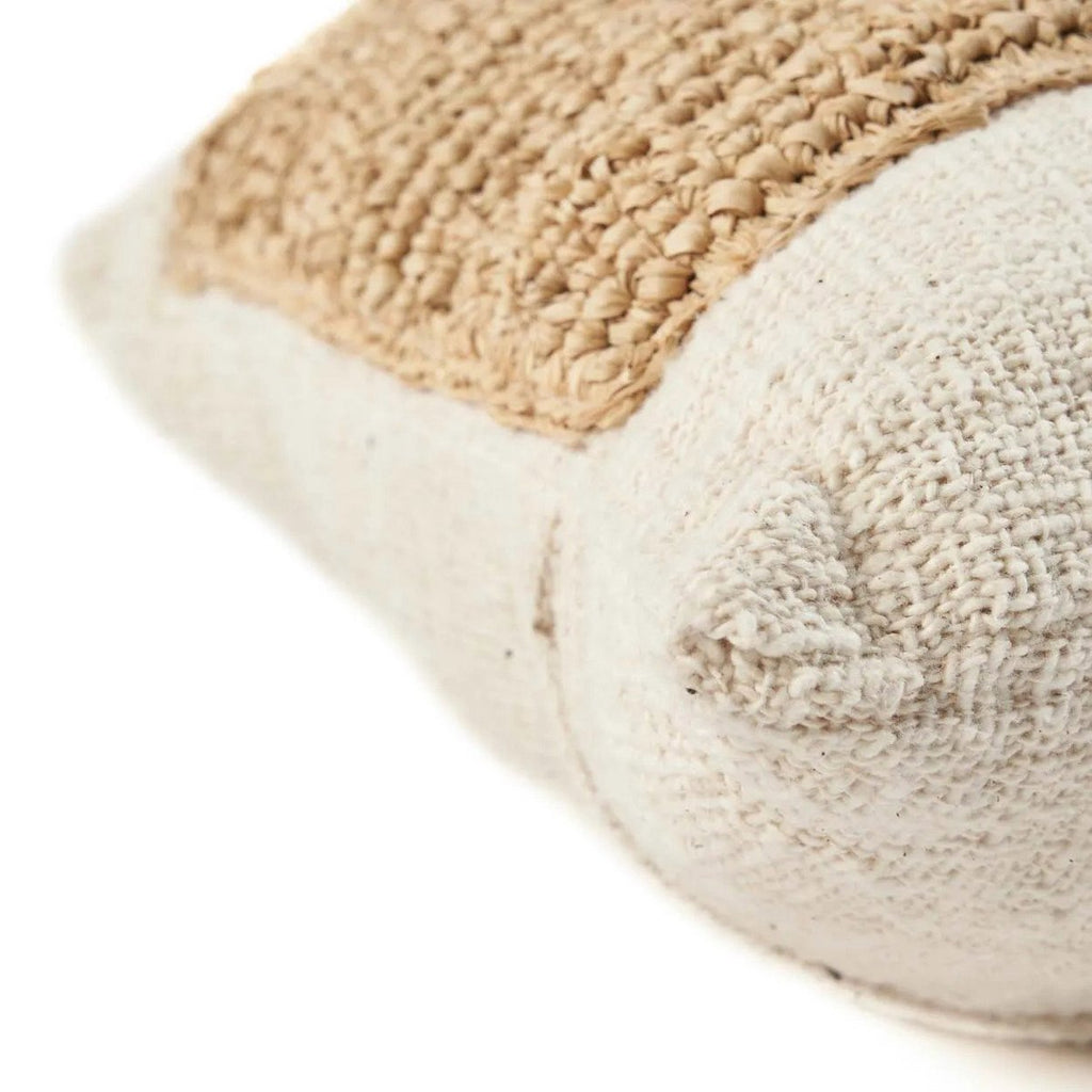Der Raffia-Stempel-Kissenbezug – Natur